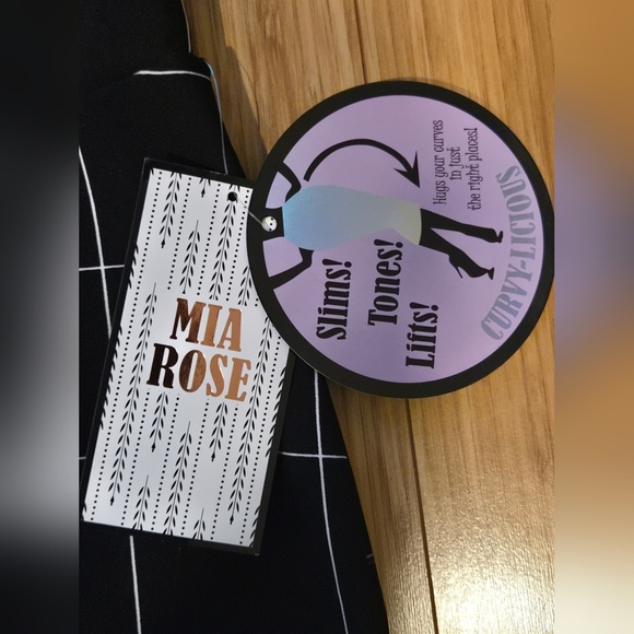 NWT Mia Rose Grid Pencil Skirt - Picture 3 of 7